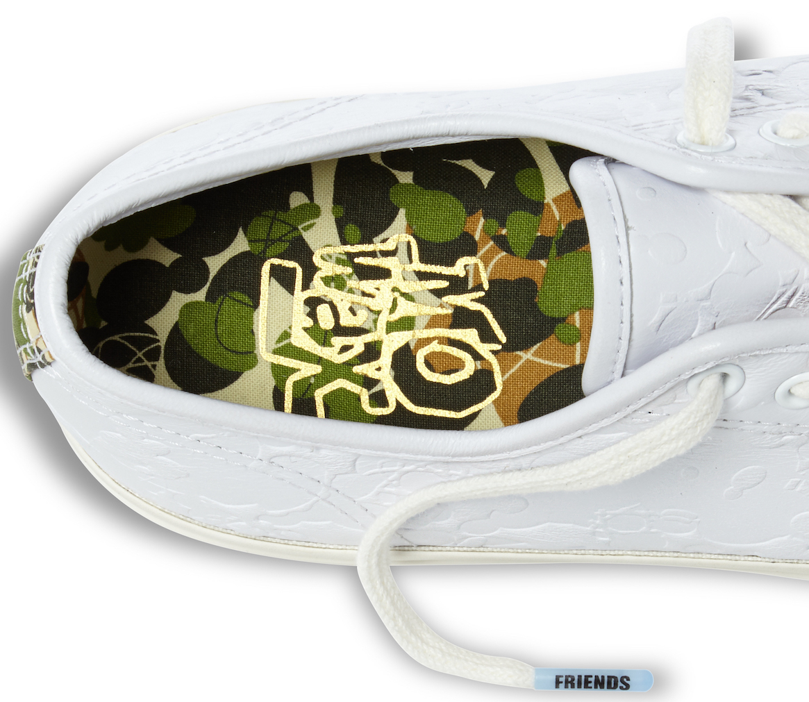 Thumbnail for File:2014 Converse Low 4.jpg
